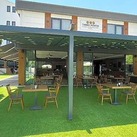 Hotel Three Points 4*